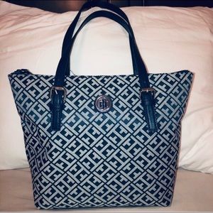 NWT ... TH Monogram Navy blue and white purse